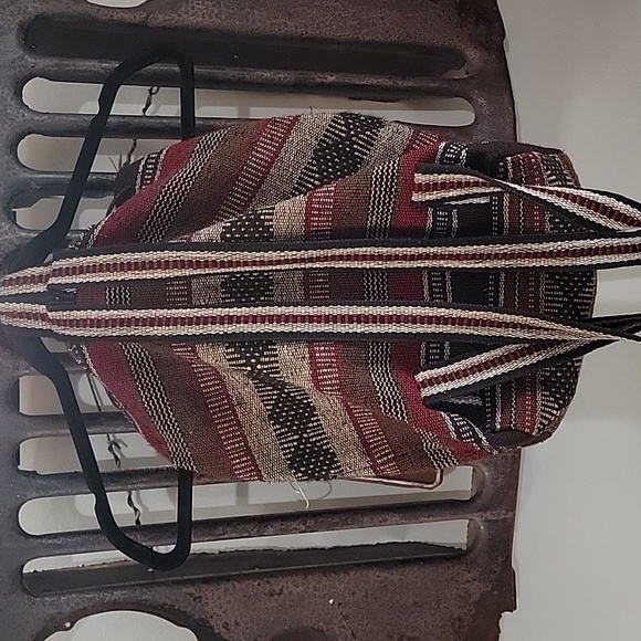 Artesanias Pinzon Backpack - Picture 3 of 4